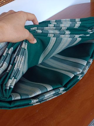 Lona de toldo con anillas