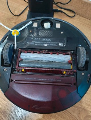 Roomba 876 con base de carga