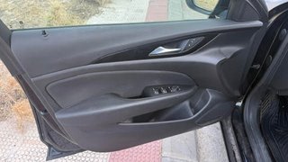 Opel Insignia 2022