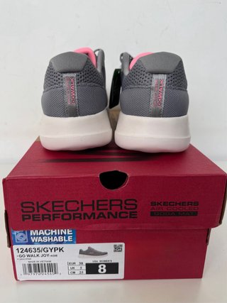 Zapatillas nuevas Skechers. Talla 38