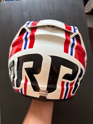 Casco de moto Scorpion.