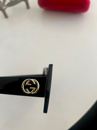 BELLAS GAFAS GUCCI ORIGINALES  + ESTUCHE