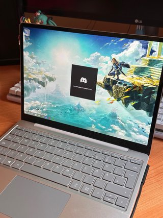 Microsoft Surface Laptop Go Plata