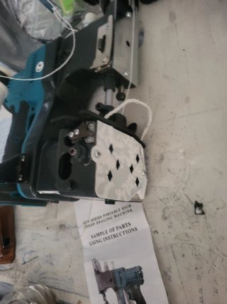 Máquina de coser portátil nueva