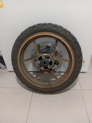 Llanta de moto aluminio 17 con disco