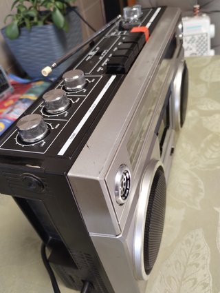 Radio Cassette Crown CSC 930F Beige/Plata