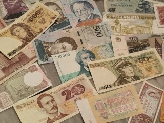 Lote 35 Billetes Internacionales Variados