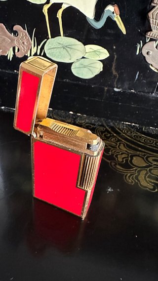 Mechero Dupont Lacado Chino Rojo y Dorado