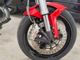 Ducati Monster 696 Plus