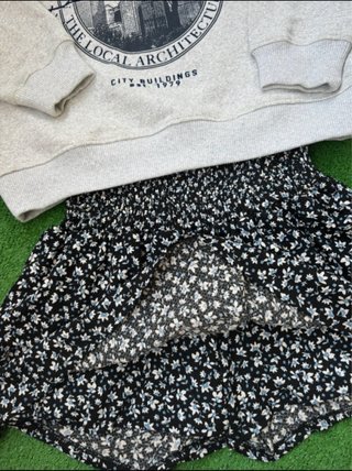 Conjunto Sudadera y Falda Zara