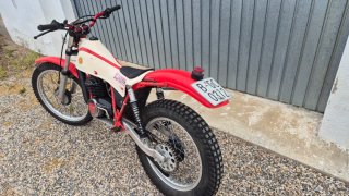 Montesa Cota 242 con Documentos