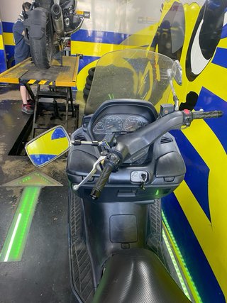 Suzuki Burgman 400 Azul