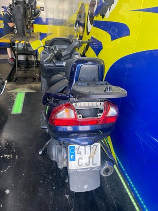 Suzuki Burgman 400 Azul