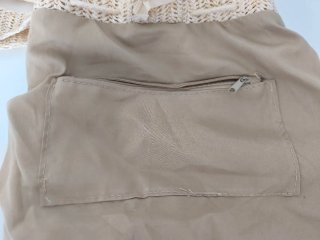 Bolso saco multicolor con flecos