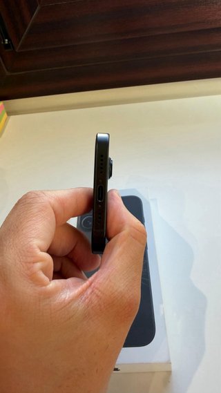 iPhone 16 512GB Negro