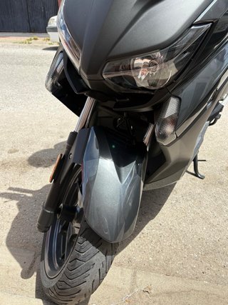 Yamaha XMAX 125 Negra/Gris