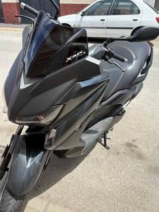 Yamaha XMAX 125 Negra/Gris