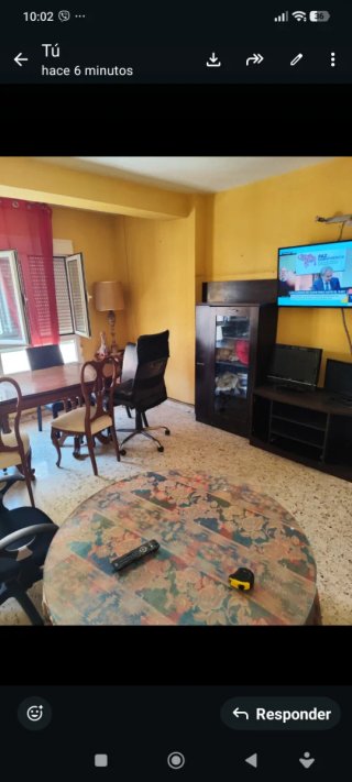 SE VENDE PISO