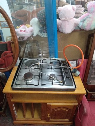 Cocina 3 fuegos gas y eléctrica