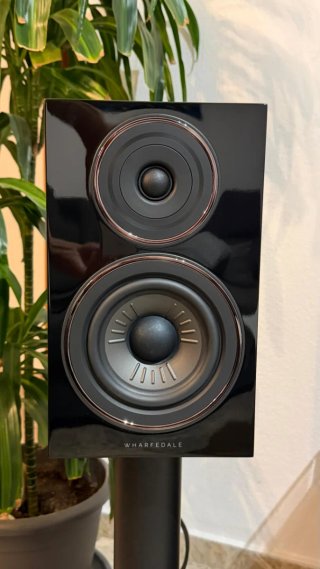 Altavoces Wharfedale Diamond 12.2 HIFI