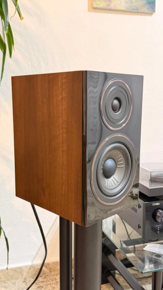 Altavoces Wharfedale Diamond 12.2 HIFI