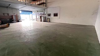 Nave industrial en alquiler en Reyes Católicos en Alcalá de Henares