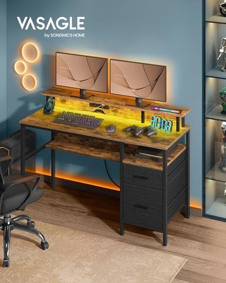 Escritorio para Computadora con Cajones de Tela, Soporte para Monitor, Luces LED y Toma de Corriente, 55 x 135 x 90 cm, 2 Puertos USB-A, Marrón Vintage LWD094K02