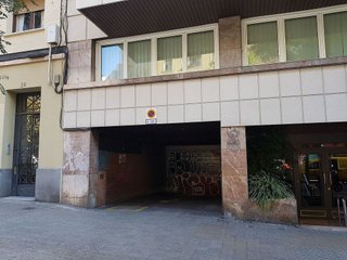 Garaje en alquiler en El Camp d'en Grassot i Gràcia Nova en Barcelona
