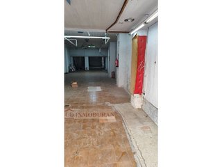 Local comercial en venta en Carolinas Bajas en Alicante