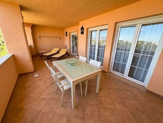 Piso en alquiler en Nueva Andalucía centro en Marbella