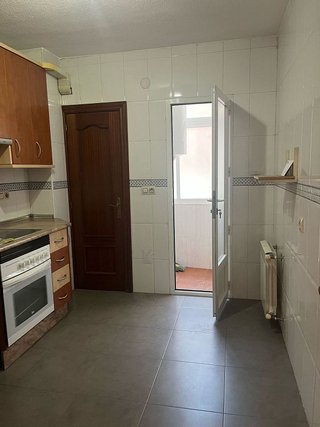 Piso en alquiler en Avda de Madrid - Pº de la Estación en Jaén