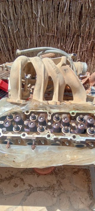 Culata Opel Frontera 2.0i