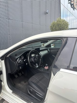 Mercedes-Benz Clase CLA 200d 2016