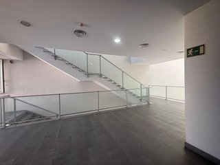 Local comercial en venta en La Paz - Segunda Aguada - Loreto en Cádiz