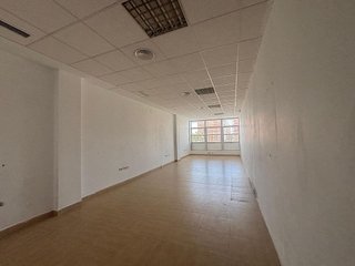 Local comercial en venta en La Paz - Segunda Aguada - Loreto en Cádiz