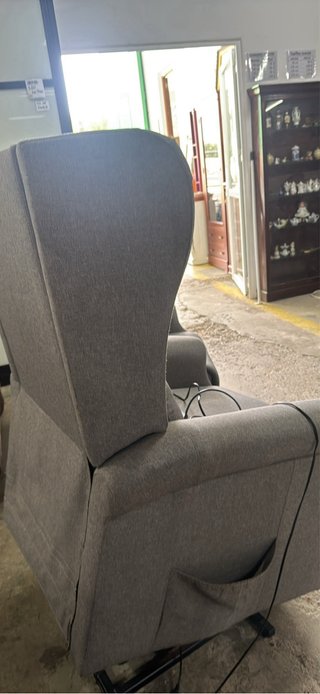 Butaca eléctrica gris tela