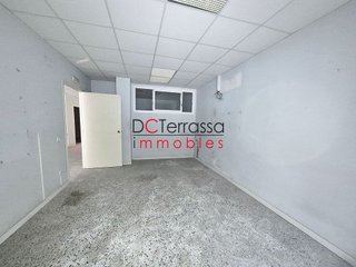 Local comercial en venta en Ca n'Aurell en Terrassa