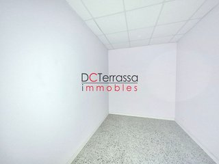 Local comercial en venta en Ca n'Aurell en Terrassa