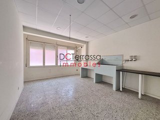 Local comercial en venta en Ca n'Aurell en Terrassa