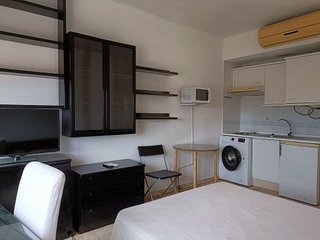 Estudio en alquiler en Parque Alcosa - Jardines del Edén en Sevilla