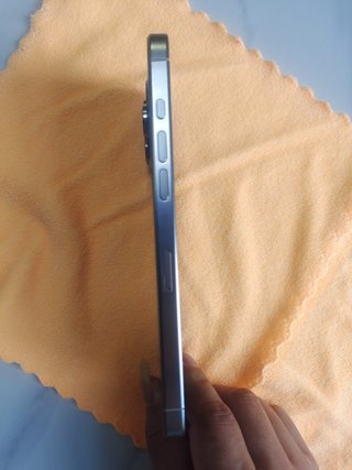 iPhone 16 Pro Max Plata