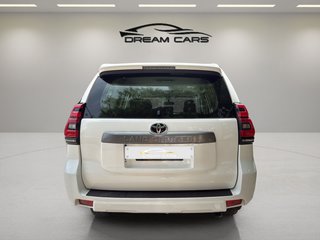 Toyota Land Cruiser 2.8 D-4D GX 150 kW (204 CV)