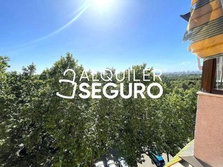 Piso en alquiler en Marroquina en Madrid