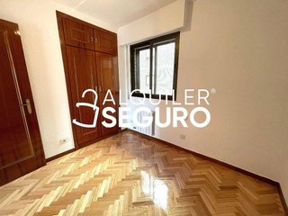 Piso en alquiler en Marroquina en Madrid