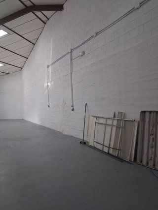 Nave industrial en venta en Los Jardines de Marbella - La Ermita en Marbella