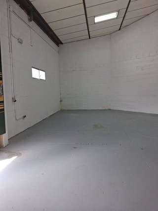 Nave industrial en venta en Los Jardines de Marbella - La Ermita en Marbella