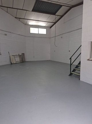 Nave industrial en venta en Los Jardines de Marbella - La Ermita en Marbella