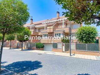 Casa pareada en alquiler en Las Villas - Sta Ana en Valladolid