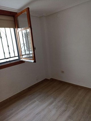 Piso en alquiler en La Creu Coberta en Valencia