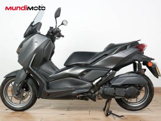 YAMAHA X-MAX 125